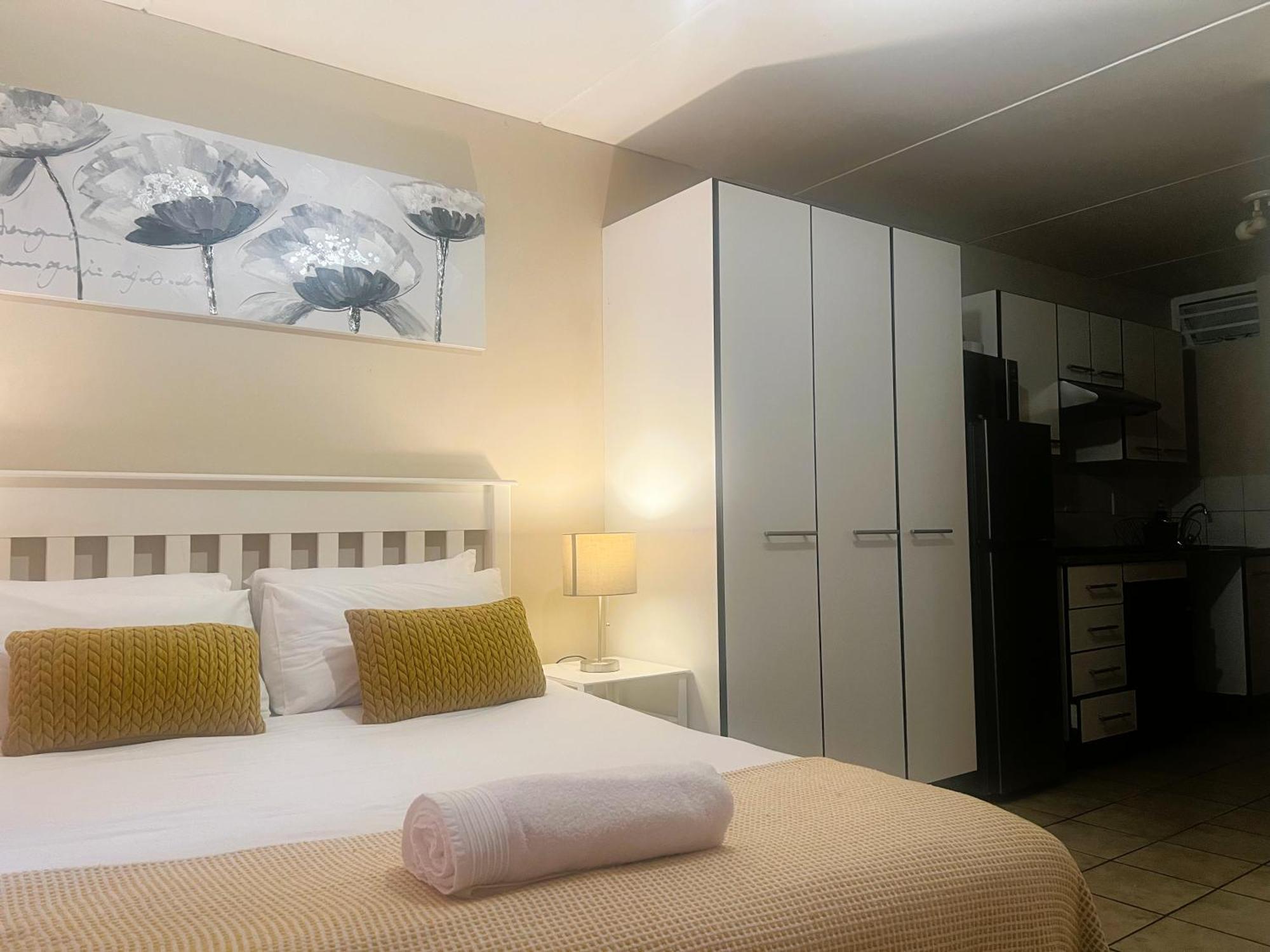 Smart And Cozy Studio With Netflix And Showmax พริทอเรีย ภายนอก รูปภาพ